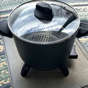 Black Electric Multi-Function Cooker with Glass Lid